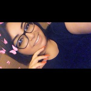 Meet your Posher, Isabel